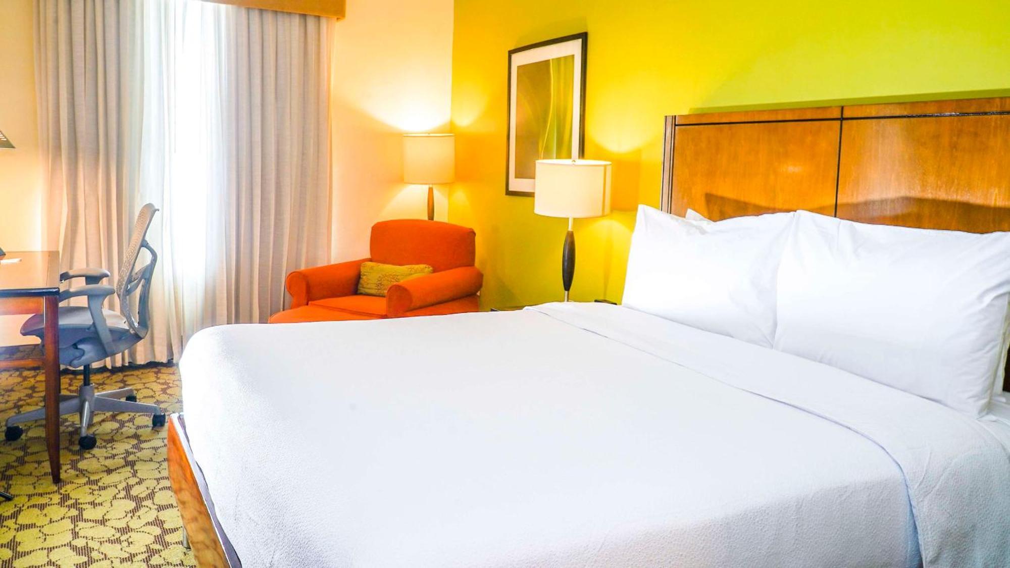 Hilton Garden Downtown, Hotel