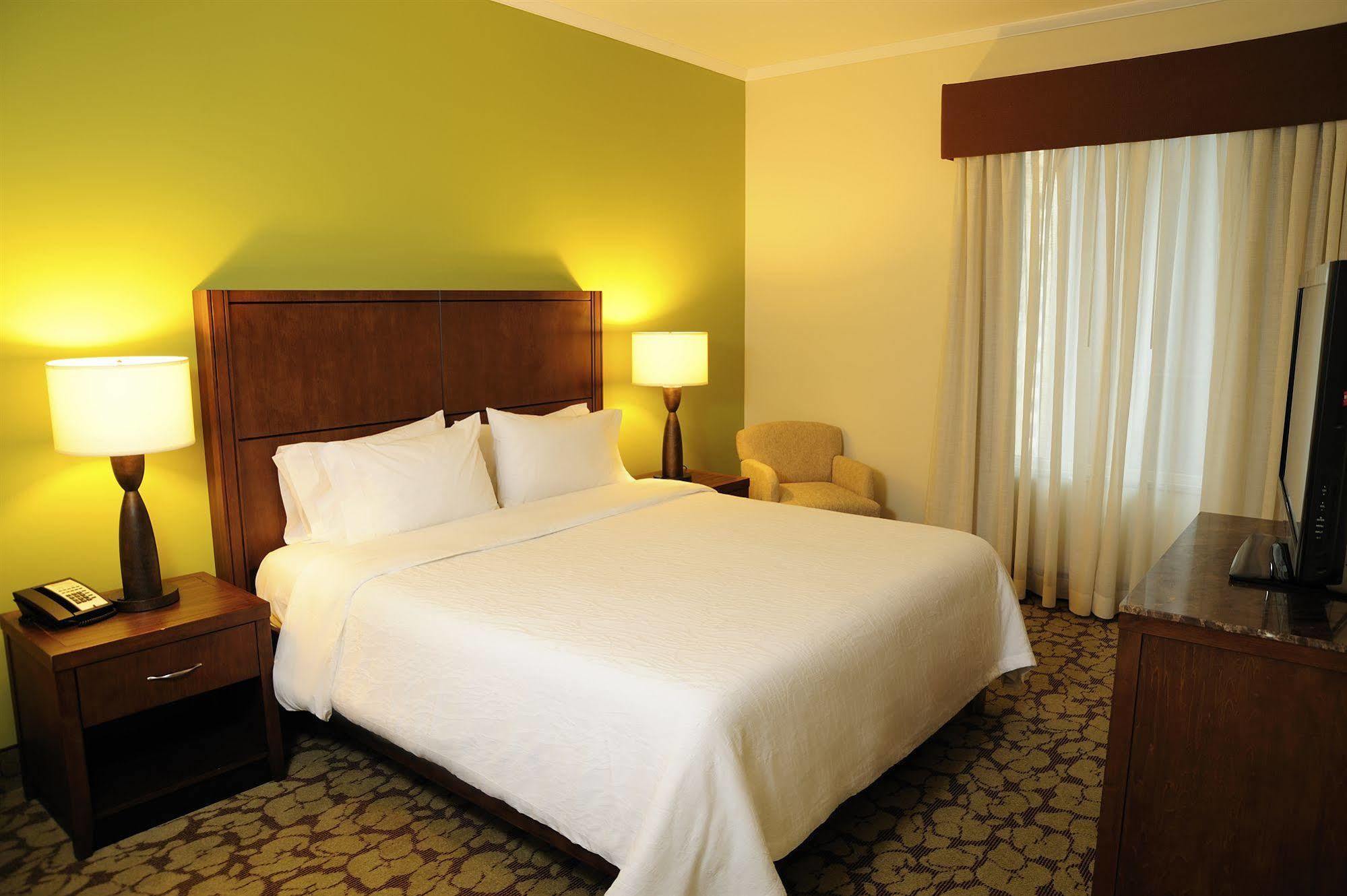 Hilton Garden Downtown, 4* Ciudad de Panamá